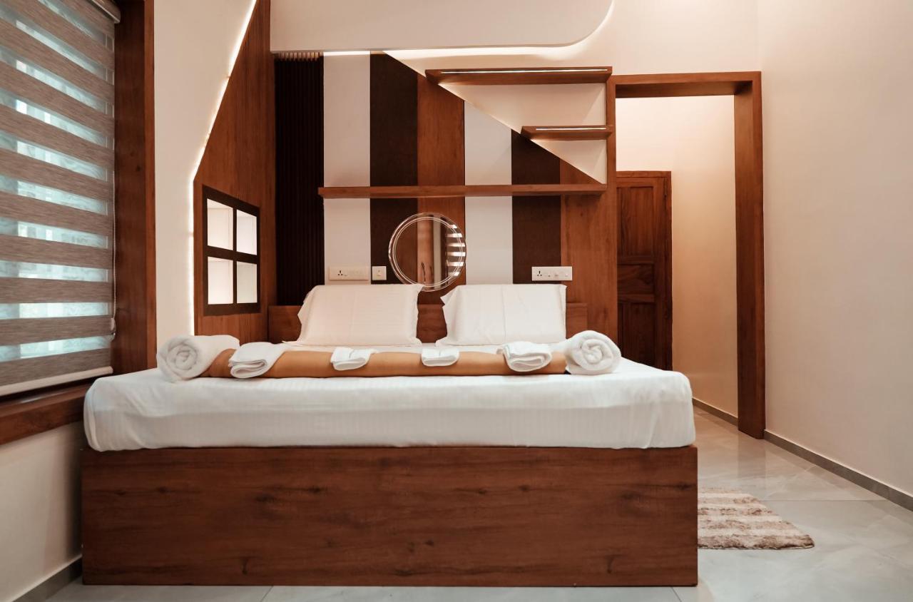 Kalloos Island Backwater Resort Kollam Extérieur photo